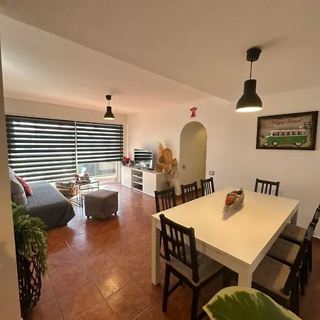 La Isla House 5 Minuti Centro-spiaggia Apartment